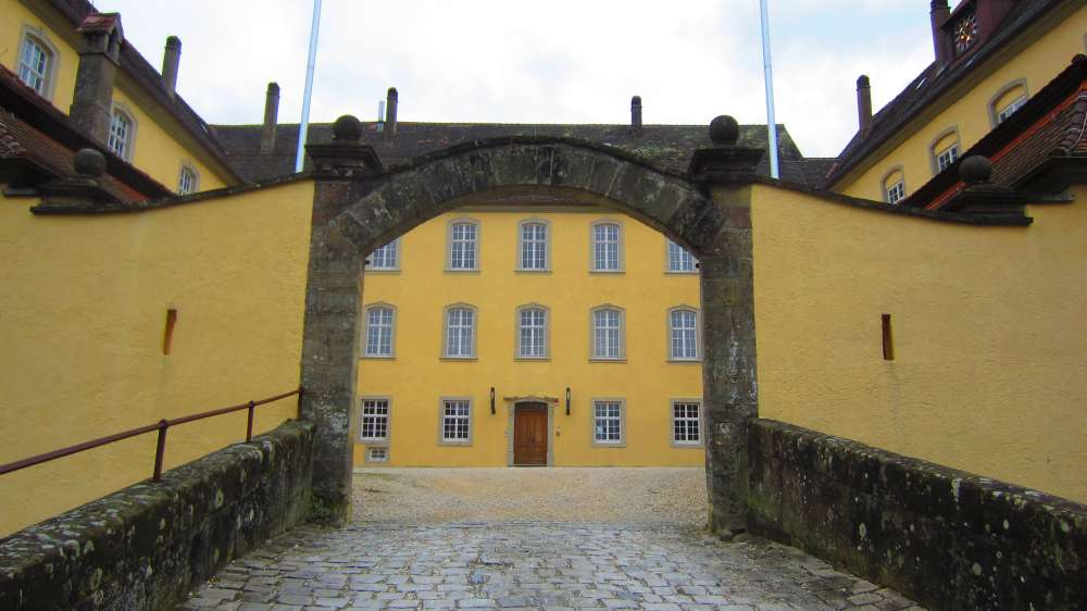 Schloss_Untergroeningen