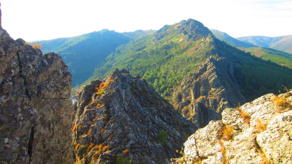 Felsen am Stausee