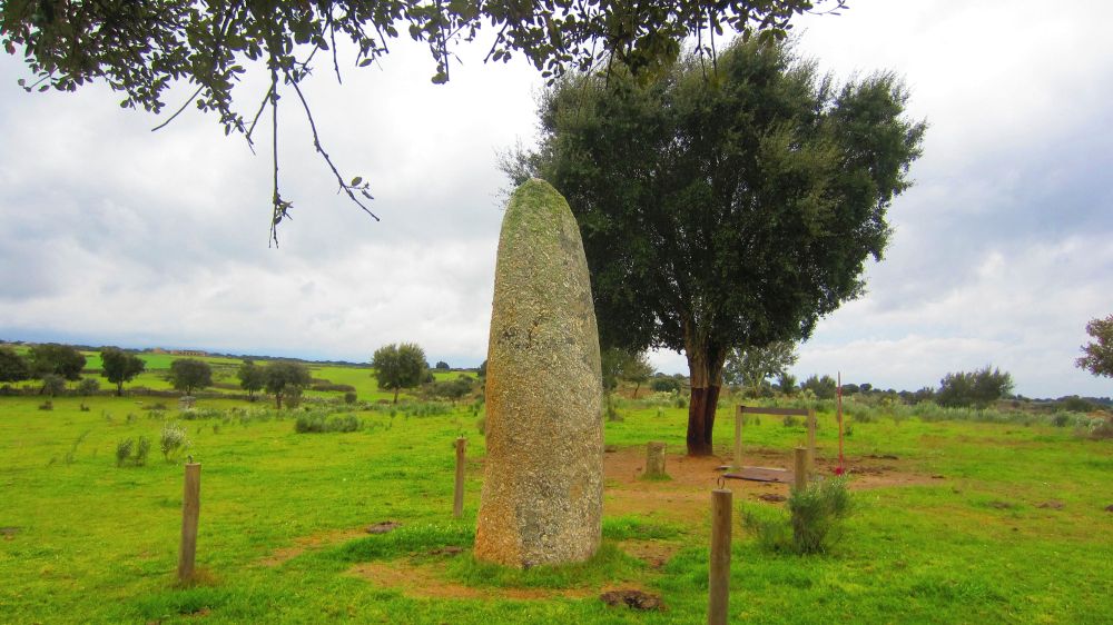 Menhir_da_Patalou