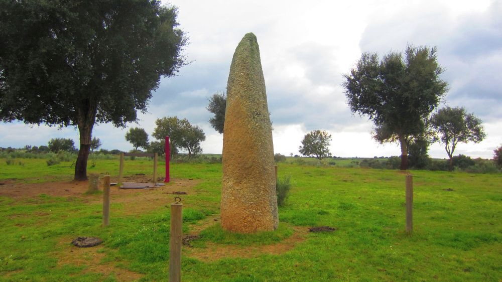 Menhir_da_Patalou