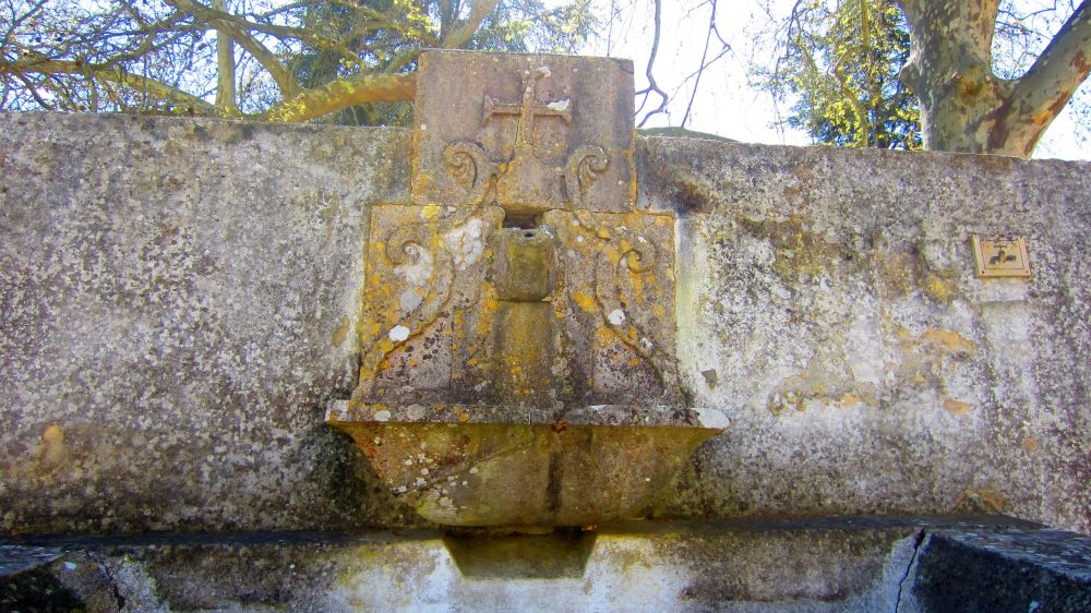 Brunnen