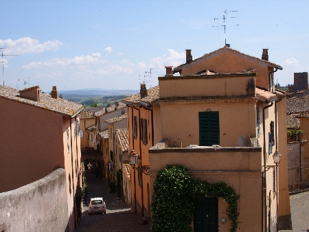 Tuscania