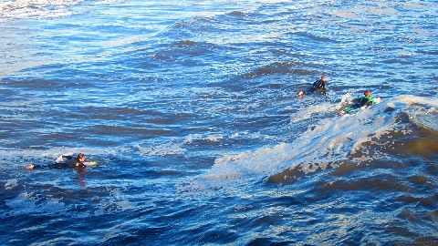 Surfer_03